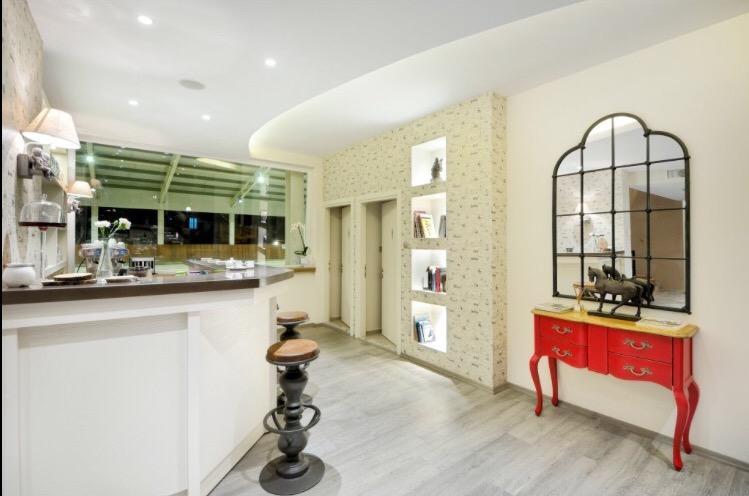 B. Equine Range Hotel Narlidere Exterior foto