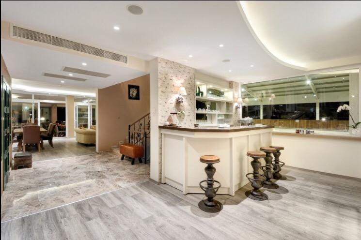 B. Equine Range Hotel Narlidere Exterior foto